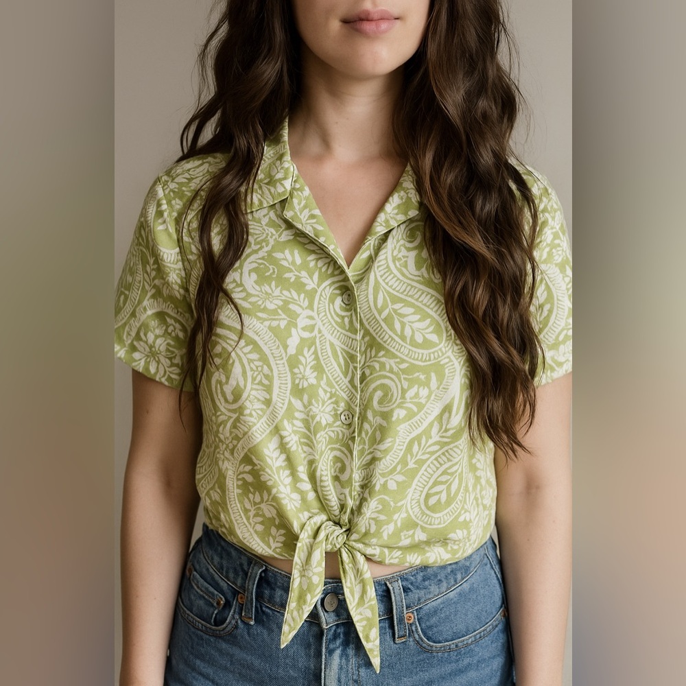 Joie || Cropped Tie-Front Top